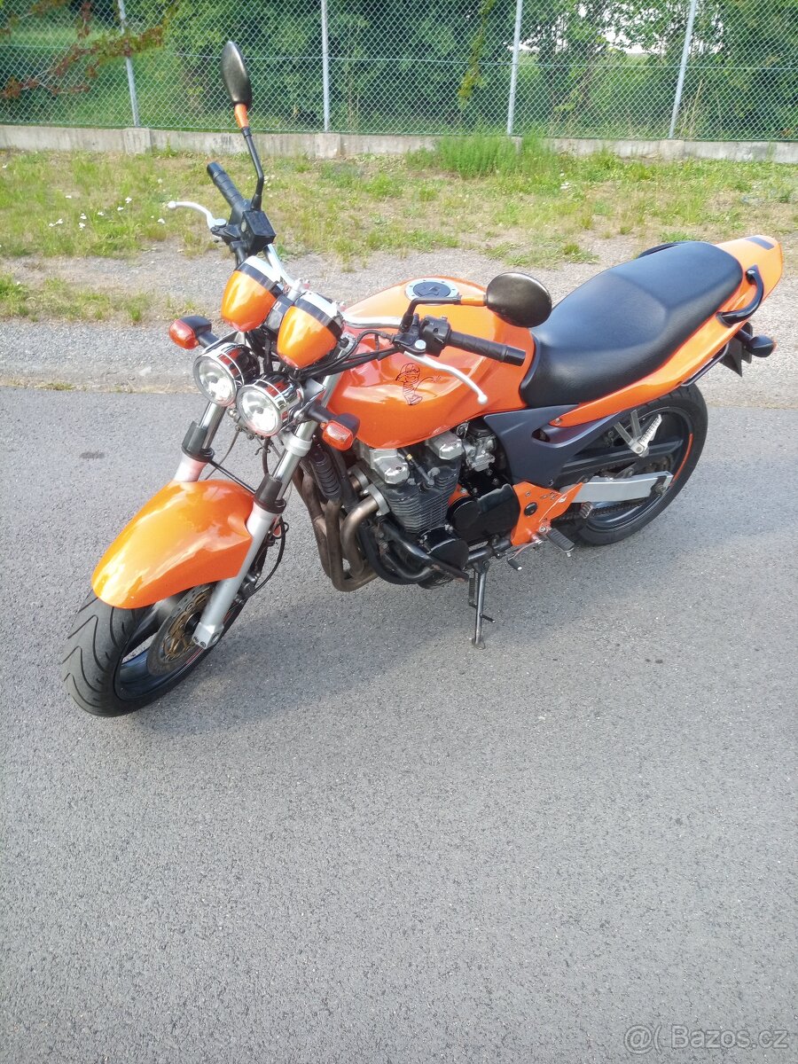 Kawasaki ZR 750 F