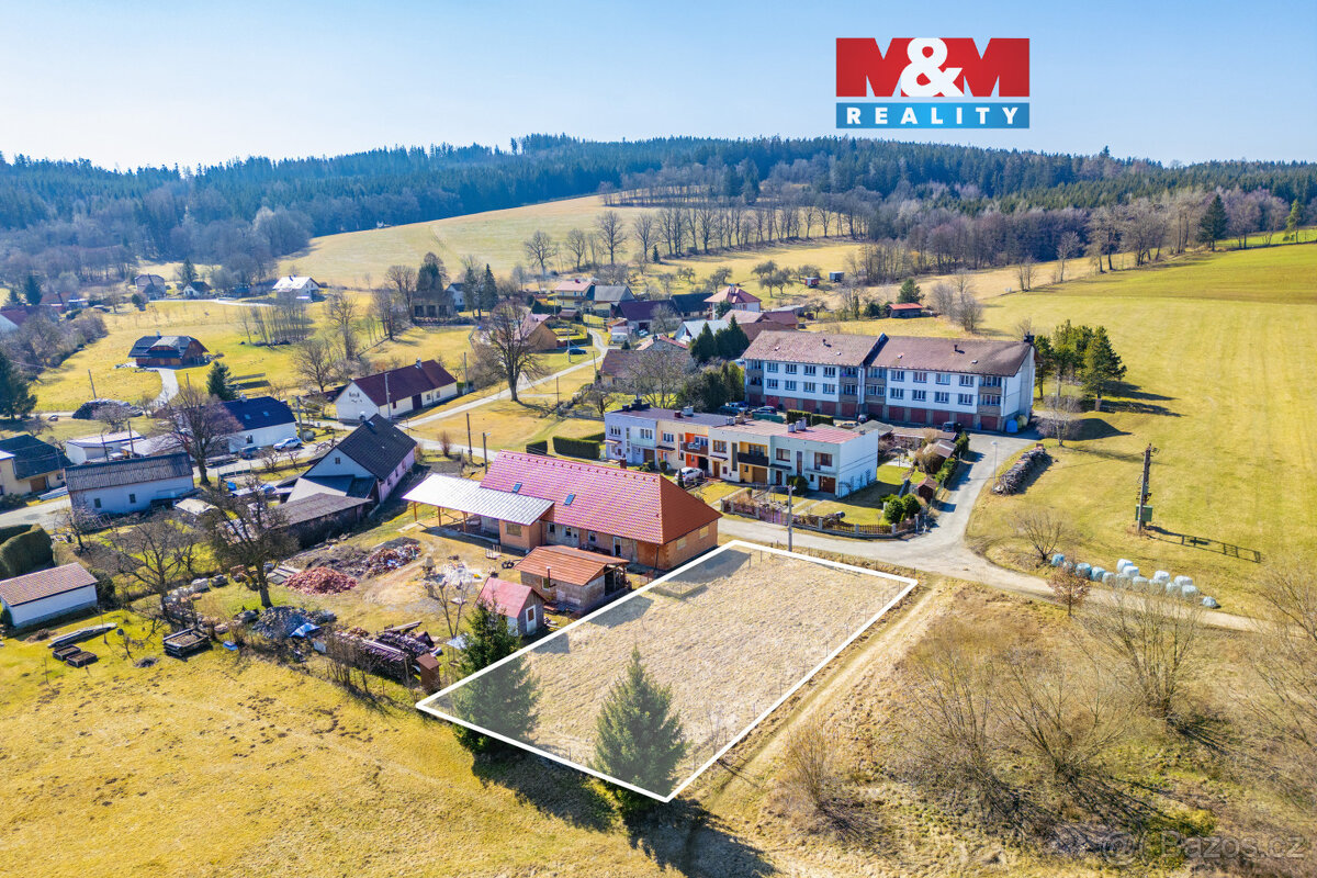 Prodej pozemku k bydlení, 764 m², Kolinec
