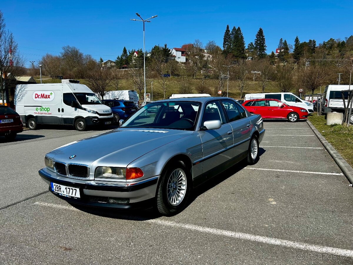 BMW e38 730i