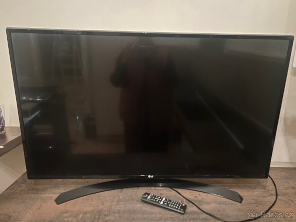 LG Smart TV 43UJ635V – 43” 4K UHD (včetně ovladače)