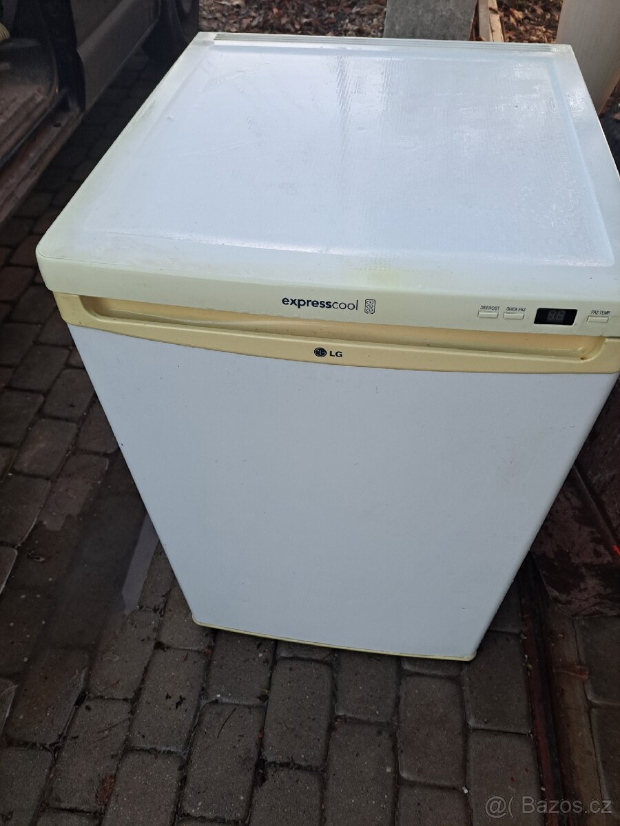 LG mrazák