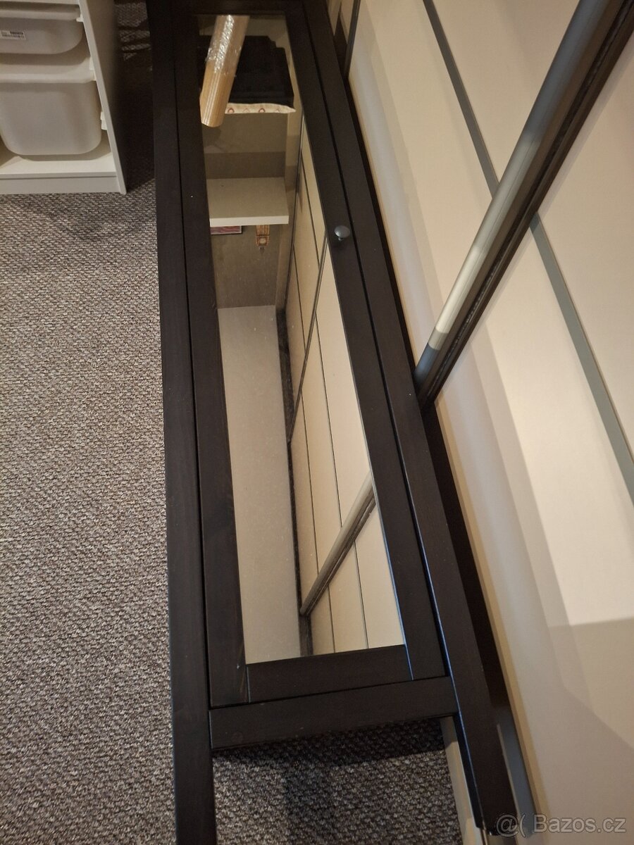 Prodam koupelnovou skrinku
