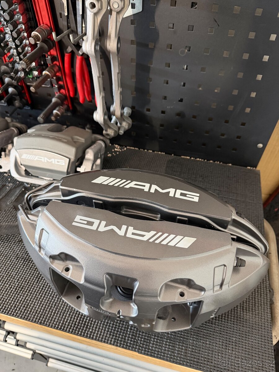 Mercedes AMG brzdy