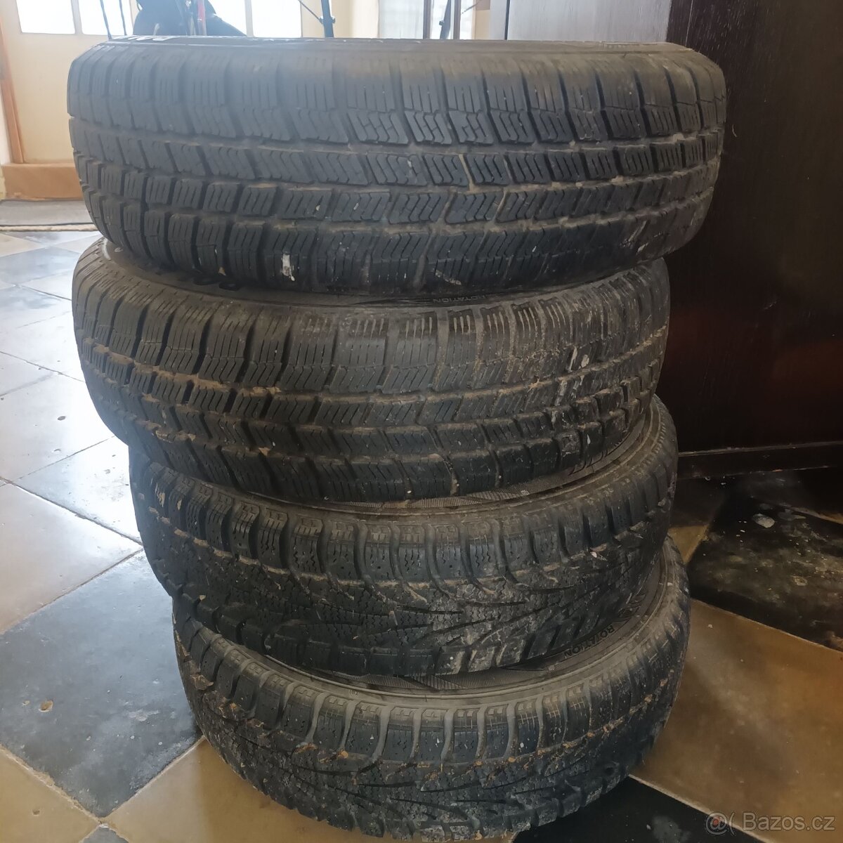 Zimní pneu 165/70 R13