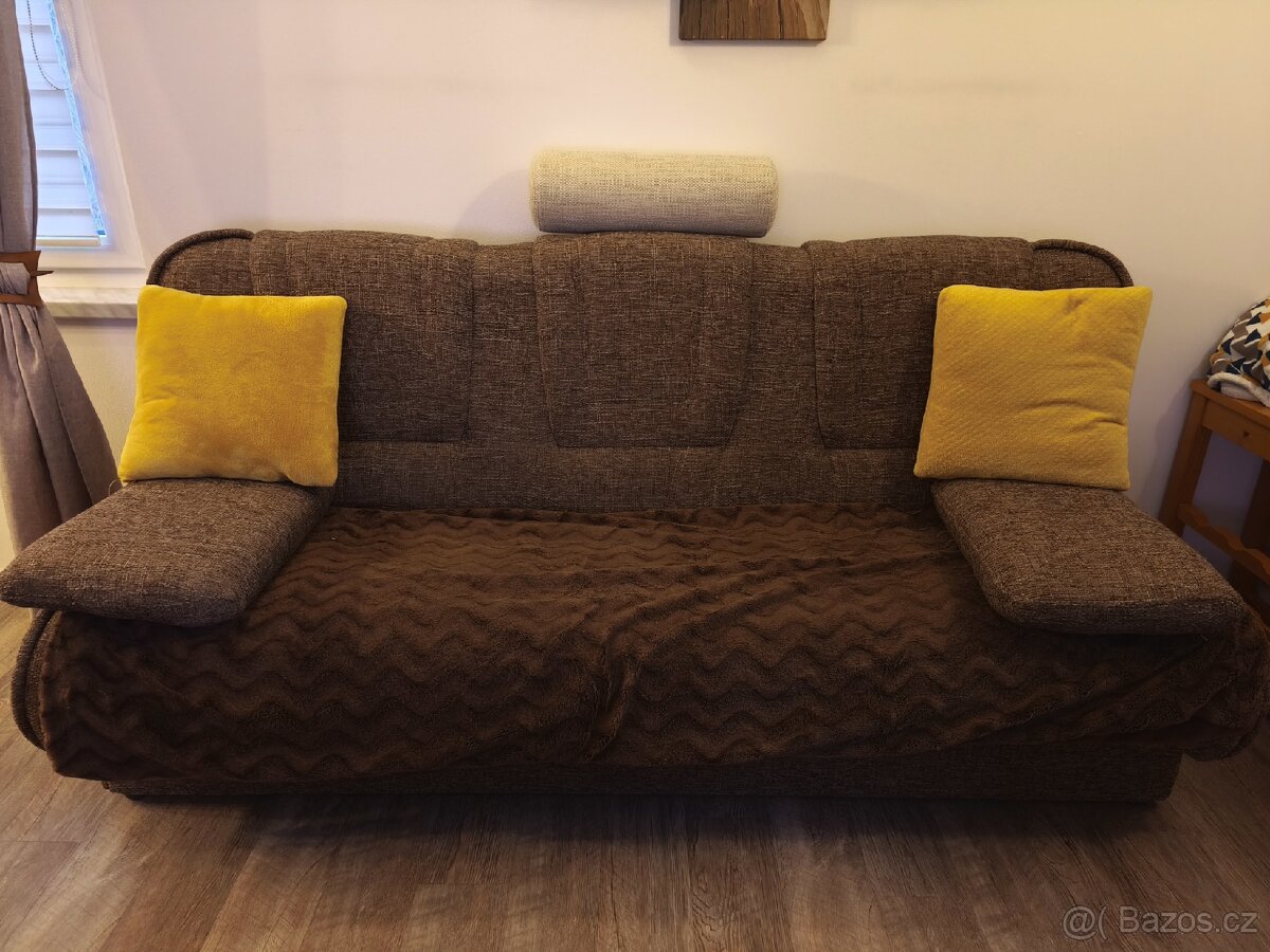 Rozkládací gauč (pohovka) a křeslo