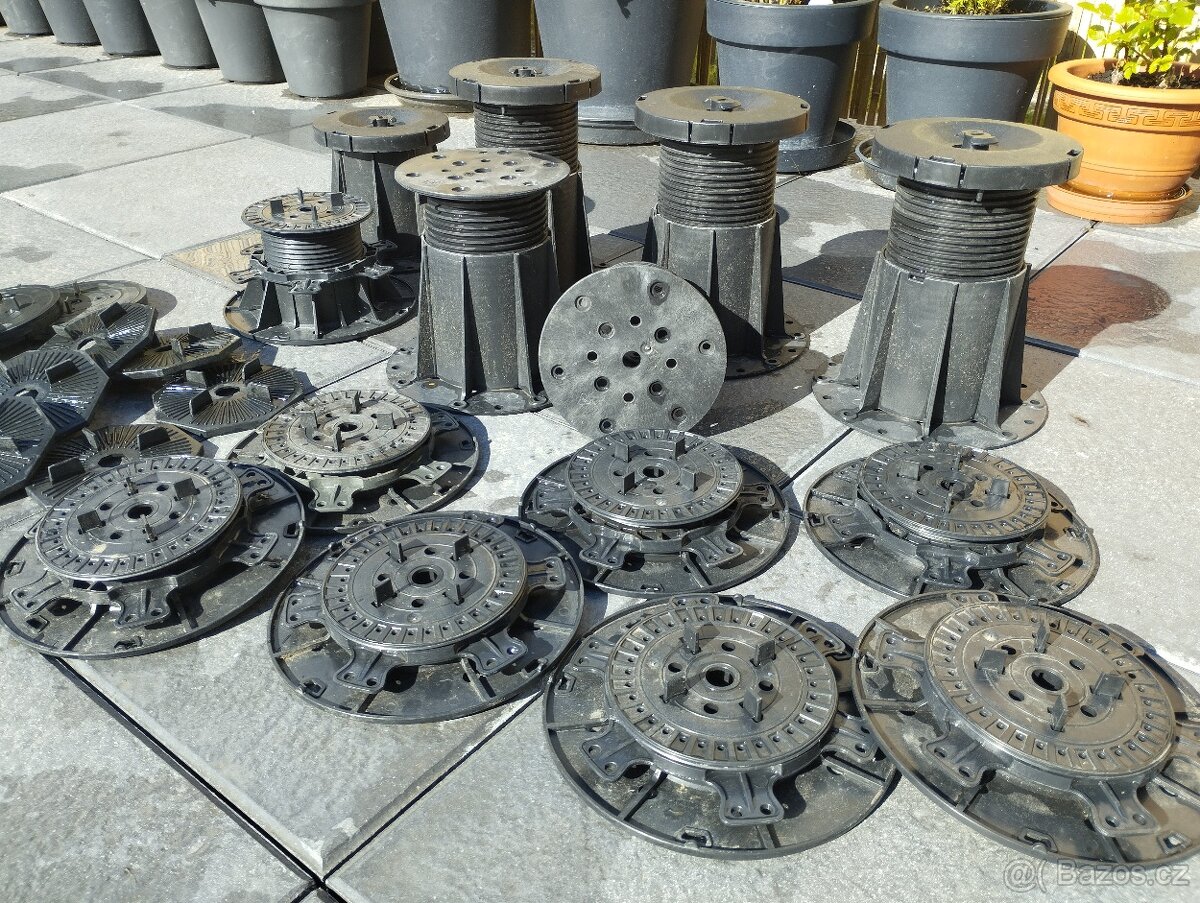 Rektifikační terče na dlaždice