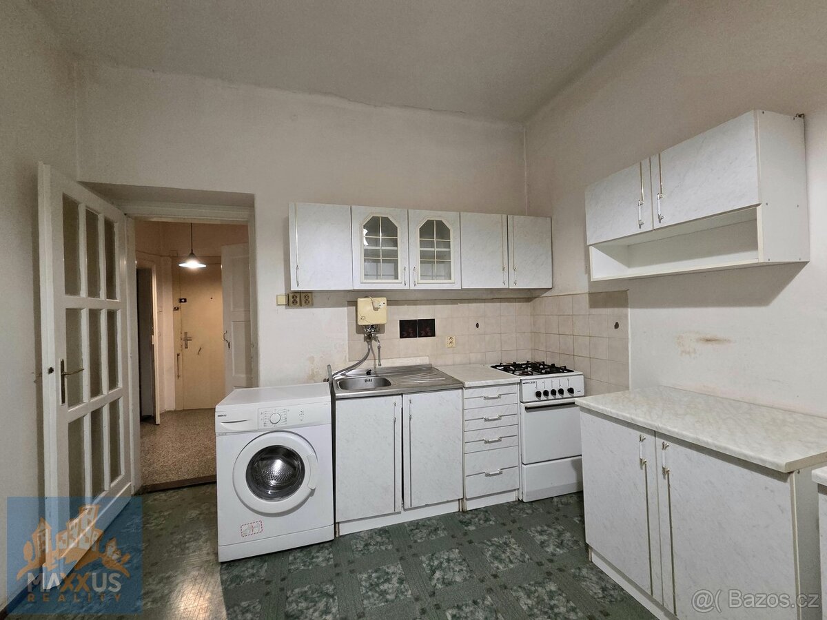 Pronájem bytu 1+1 (48 m2), Praha 4 - Braník, U Staré pošty