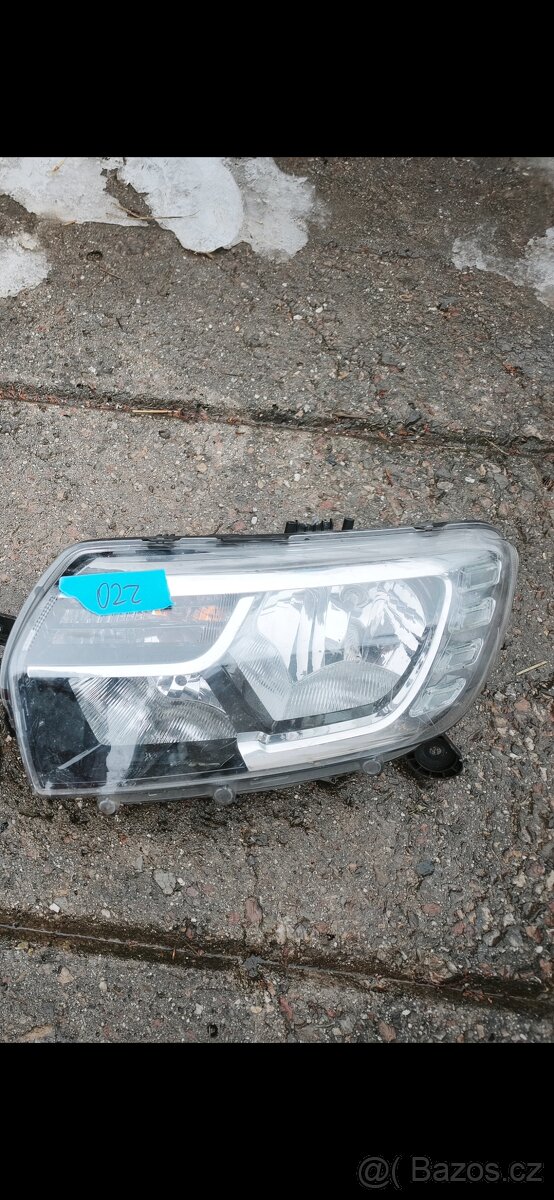 Redni světla Dacia Sandero,logan