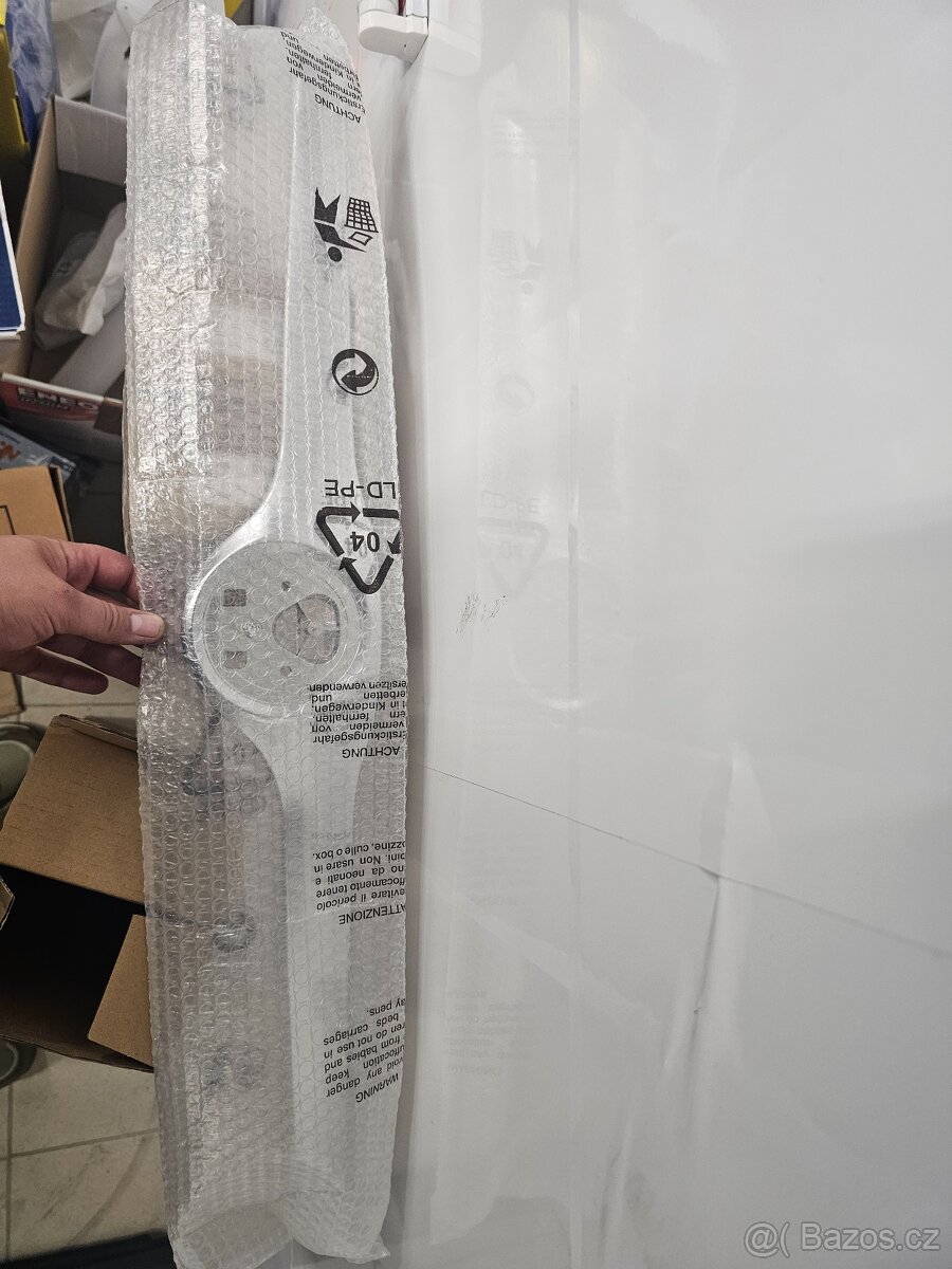 Škoda Superb chromová lišta nová - 3ks