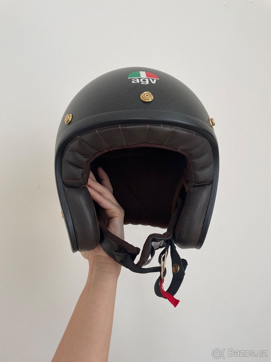 Agv helma