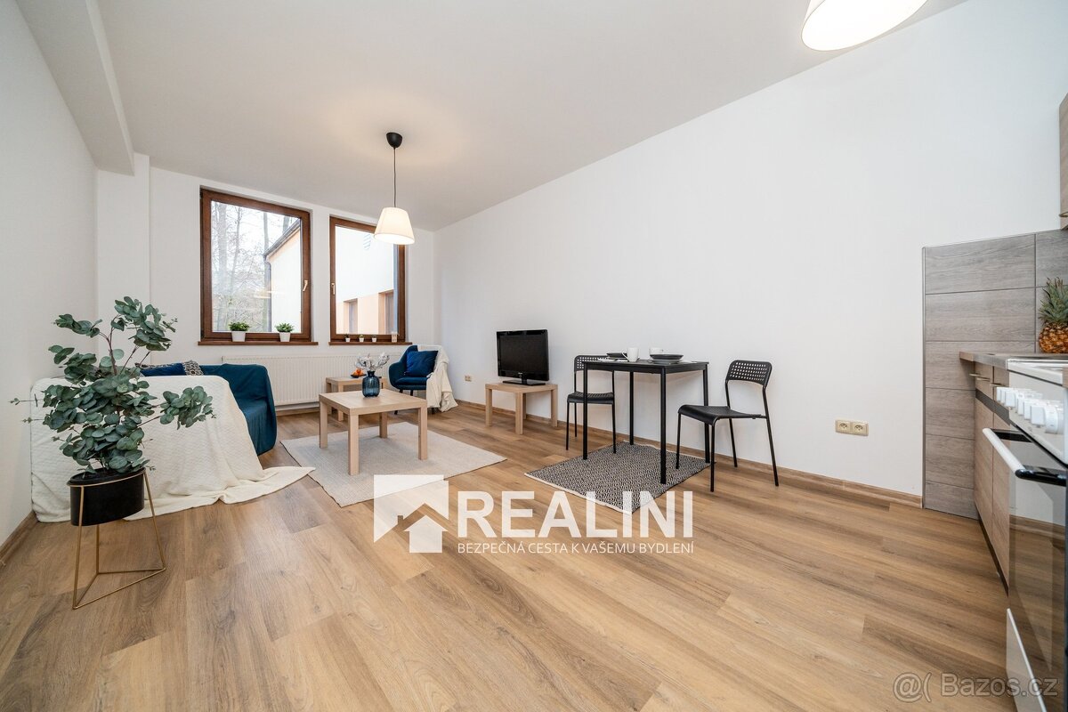 Prodej nemovitosti se 4 bytovými jednotkami - 228 m2 - Kujav