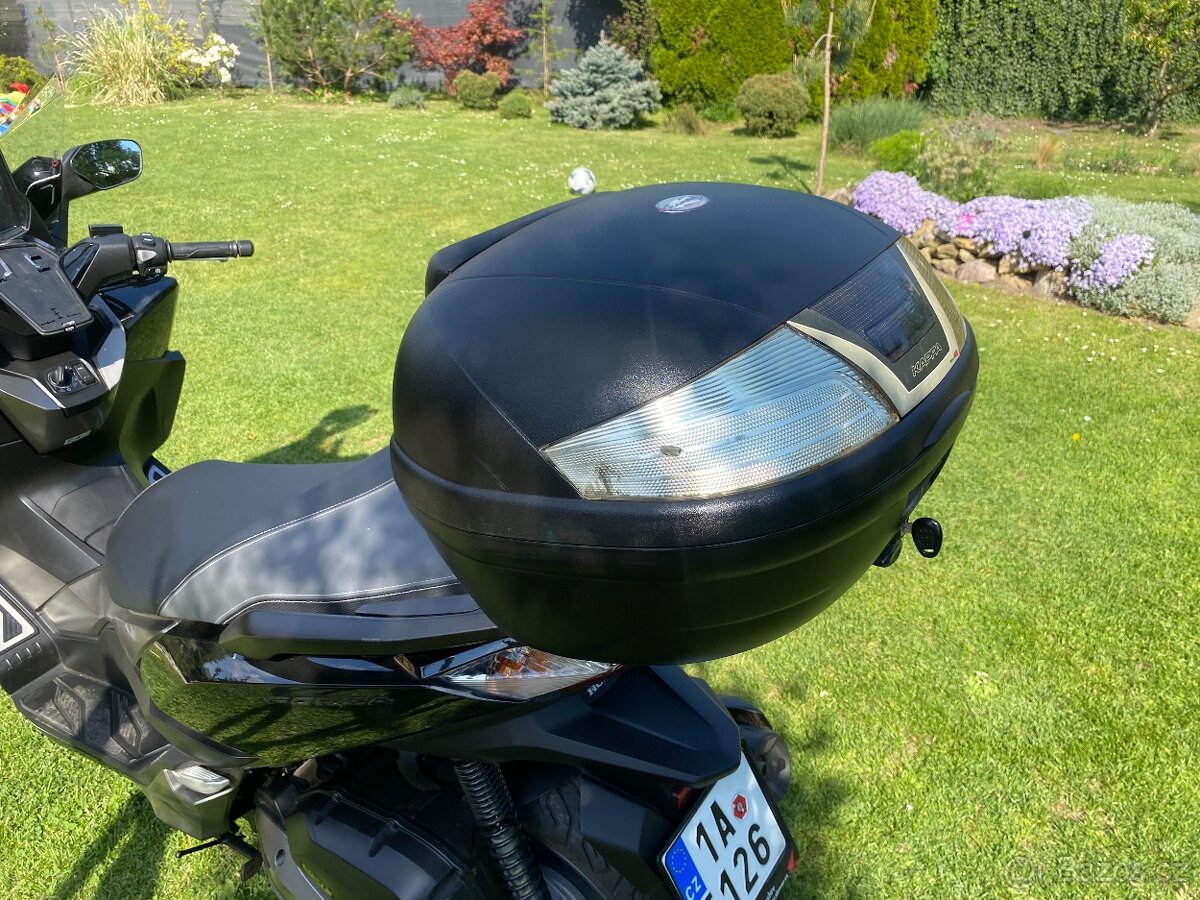 Kufr na skútr , motorku Kappa 46l