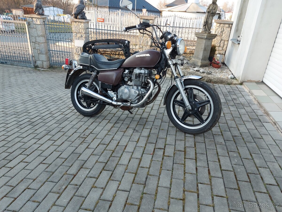 Honda cb 400