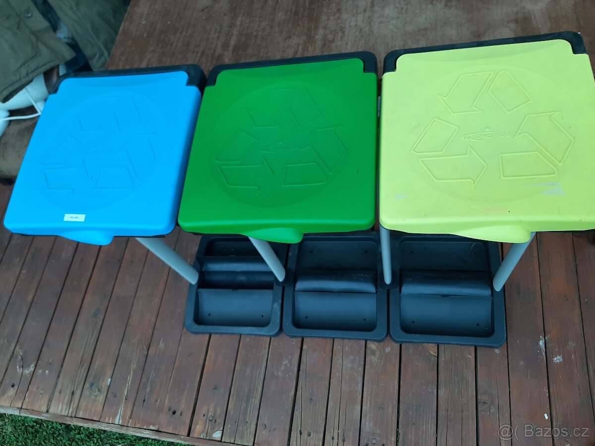 Stojan na pytle na tříděný odpad