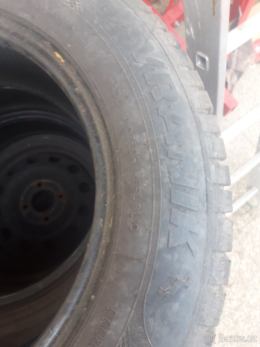 Celoroční pneumatiky 195/65 r15