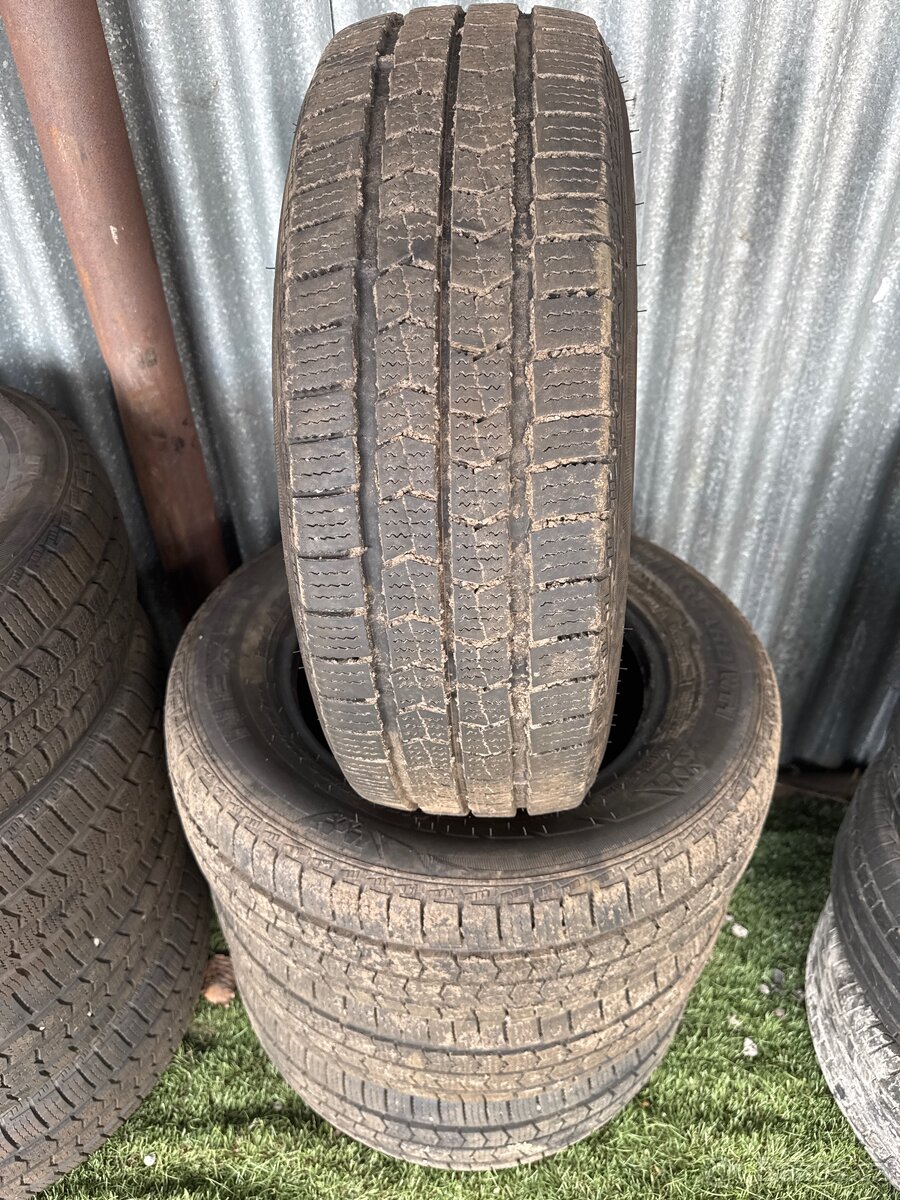 Zimní pneu 215/65/16 C Nexen Winterguard wt1