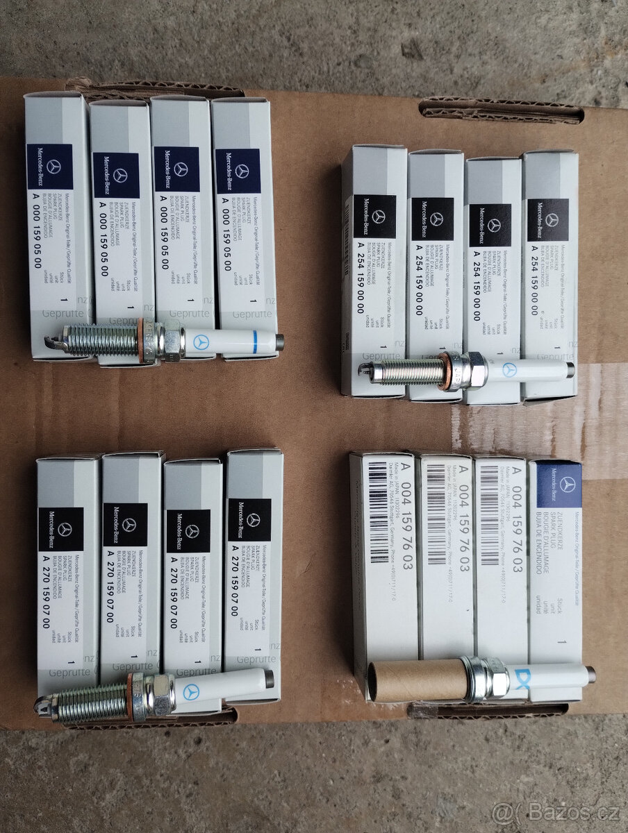 Originální zapalovací svíčky Mercedes A0001590500,A270159070