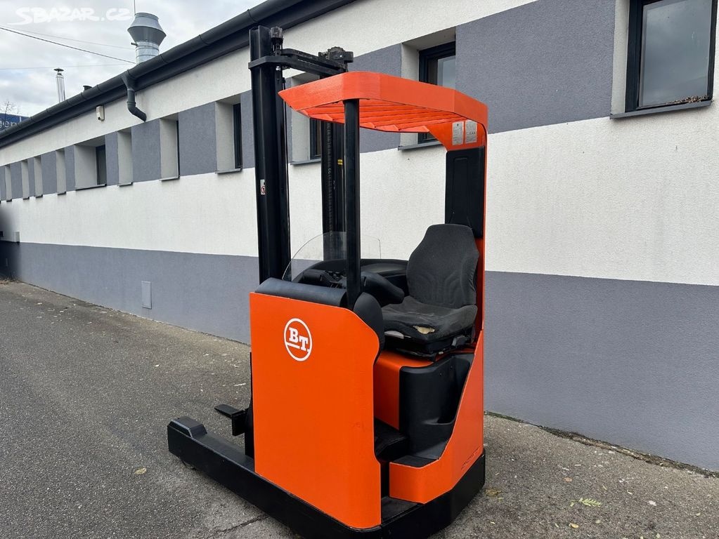 Vysokozdvižný vozík AKU RETRAK 1,2t Bt Toyota
