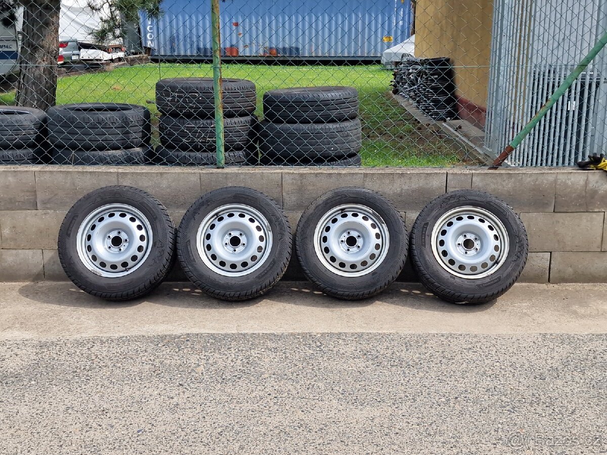215/65/16C Zimní kola Citroen Jumpy 5x108