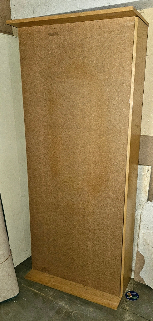 Rozkládací postel s úložným prostorem