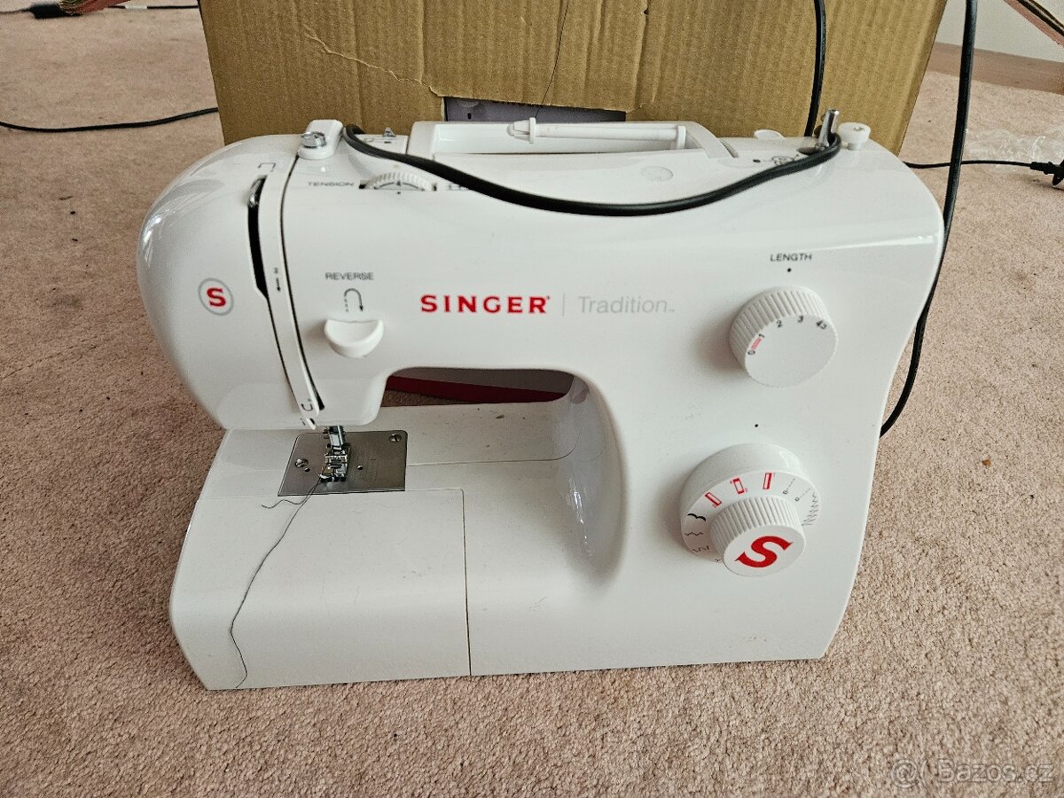 Šicí stroj Singer Tradition 2250