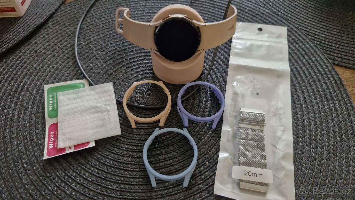 Hodinky samsung galaxy watch 4