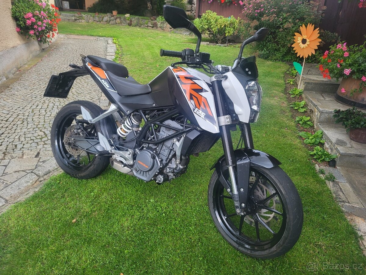 Ktm duke 125