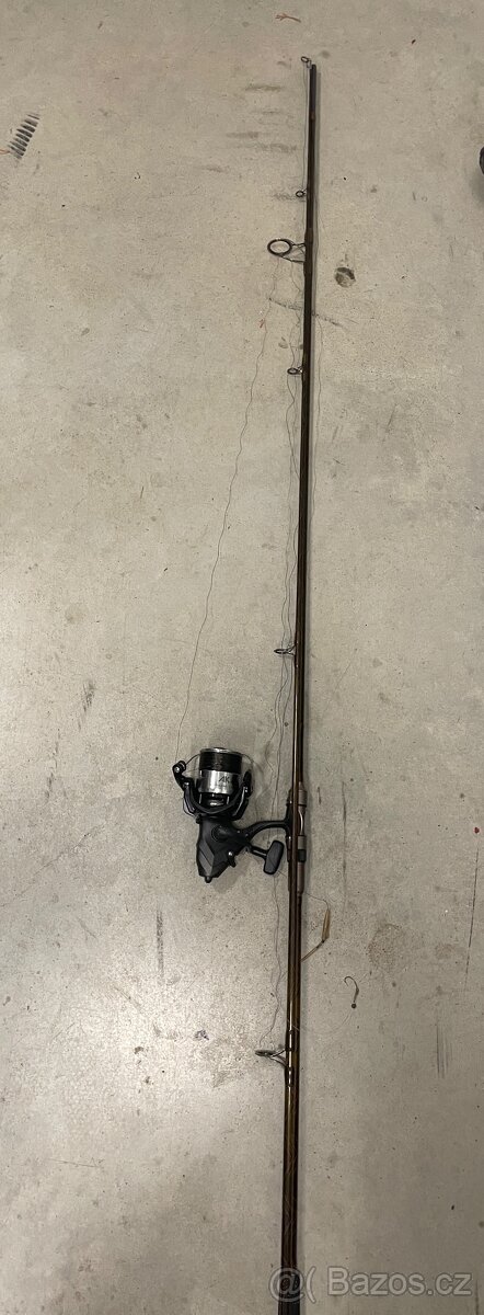 Prodám rybářský prut Mivardi Imperium Carp 360H + naviják Ok