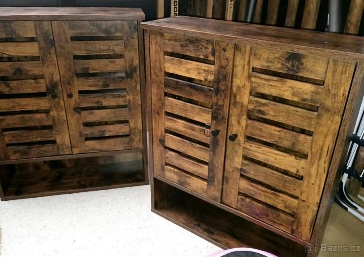 Nová nástěnná skříňka Vasagle