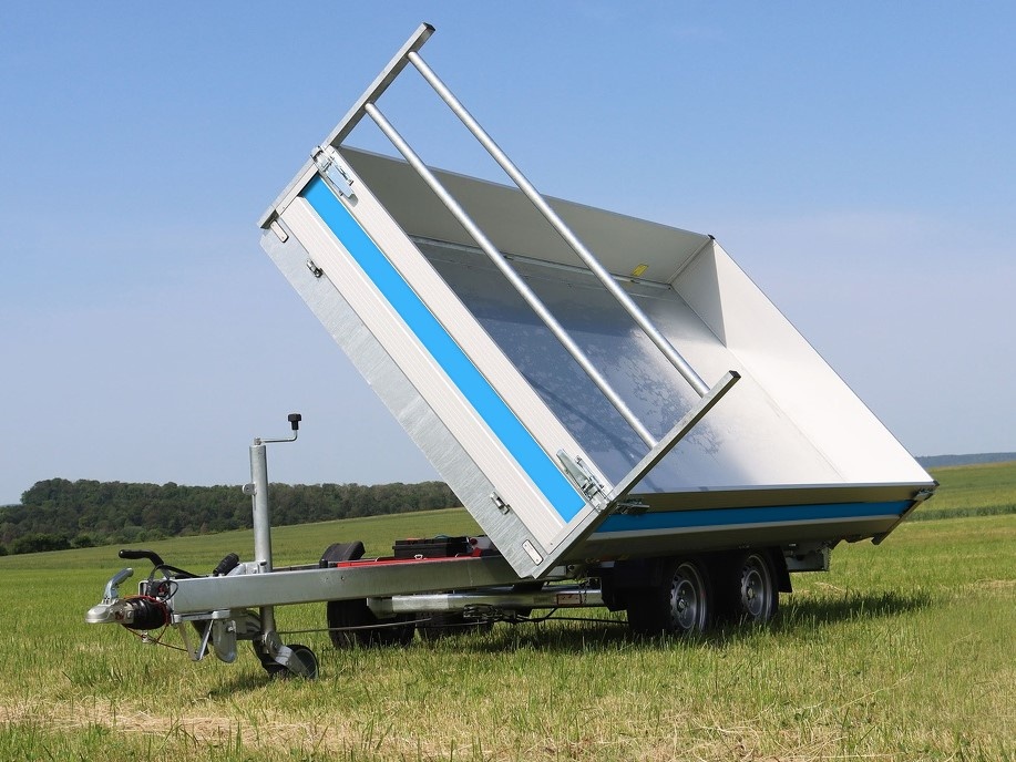 Sklopný přívěs, 360x180x35 cm, 3500 kg, elektrické sklápění