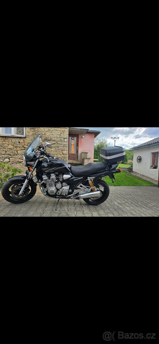 Yamaha 1300 xjr
