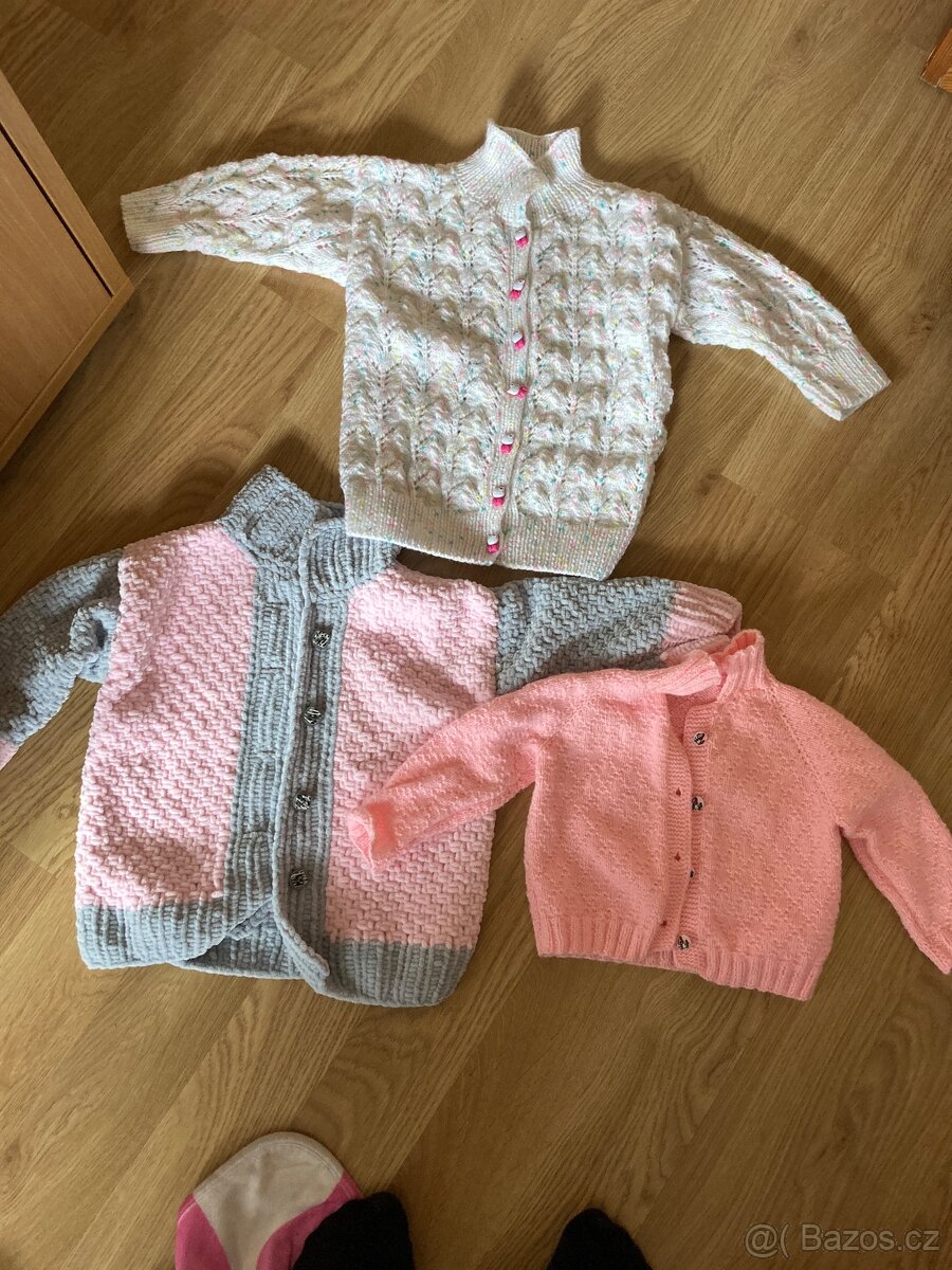 Ručně pletené svetry