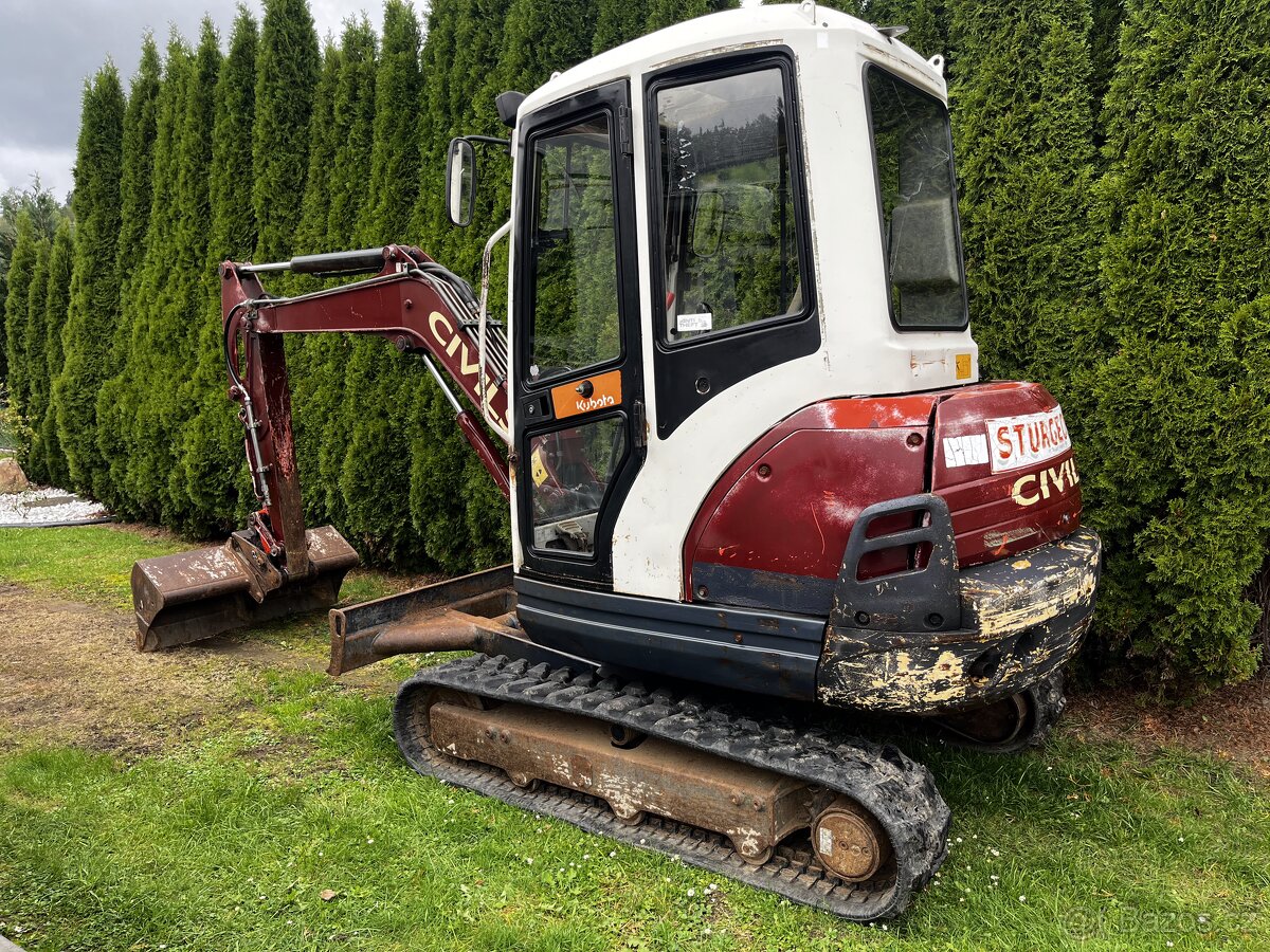 Minibagr Kubota Kx71-3