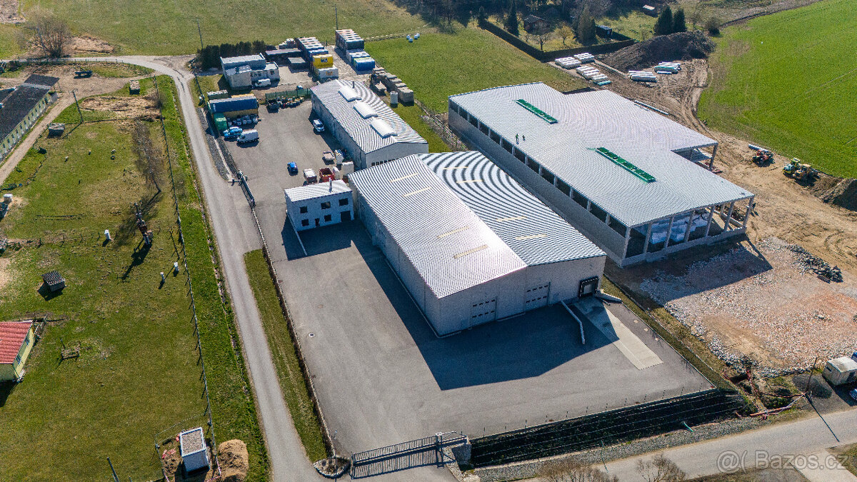 Pronájem skladovací haly o užitné ploše 1483 m², popř. 743 m