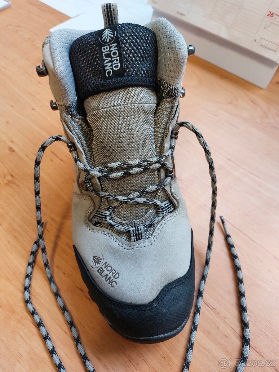 NORD BLANC-VEL. 43 TURISTICKÉ