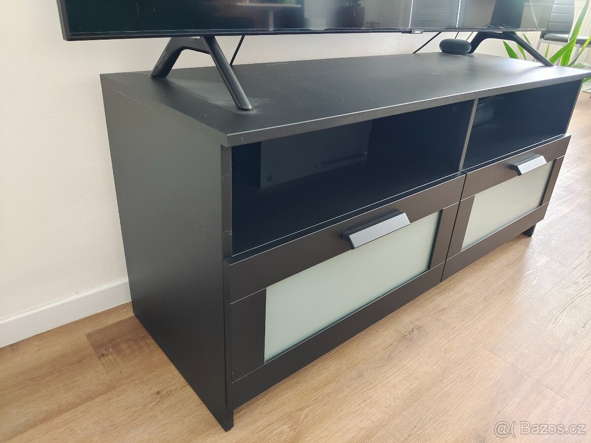 Prodám TV stolek