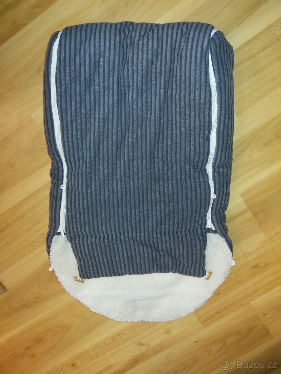 Fusak zimní univerzální kojenec umělý beránek šedý