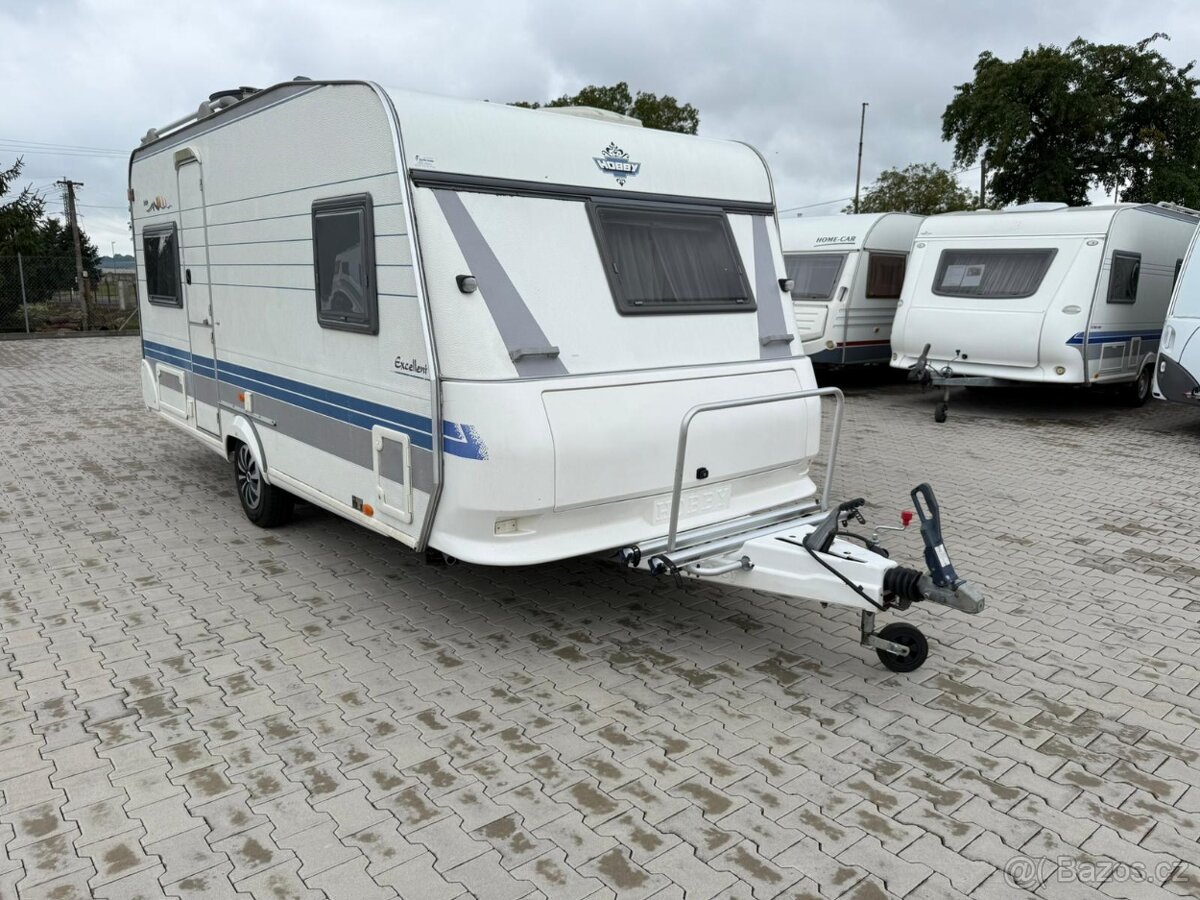 Hobby Excellent 460, 4 osoby, bojler, sprcha, stan