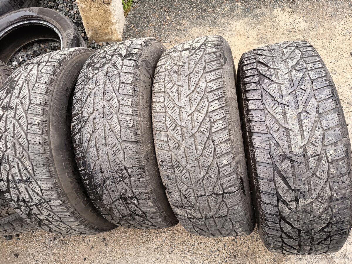 225/65R17 106H sada na dojetí kolem 4mm