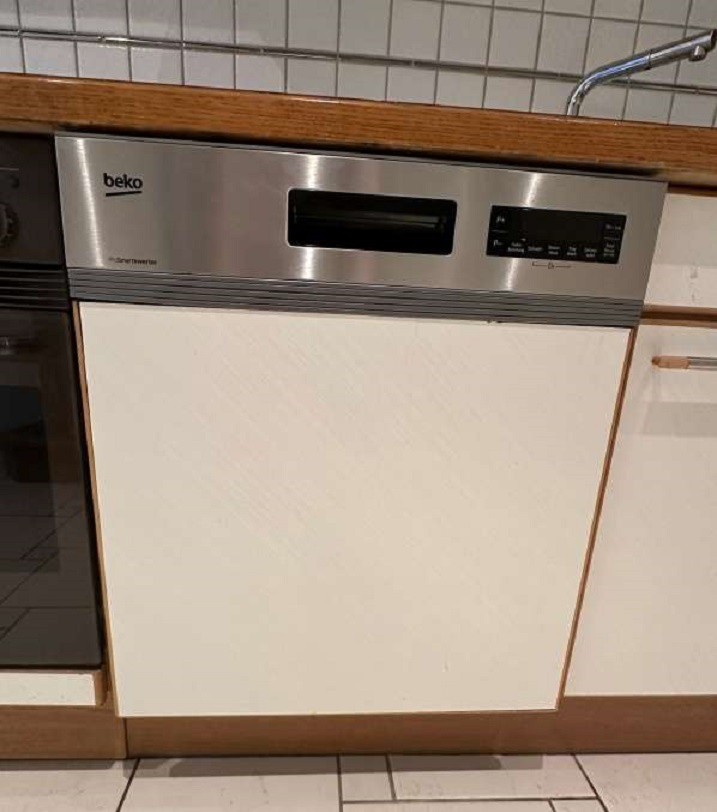 Myčka nádobí Beko DSN6634FX2