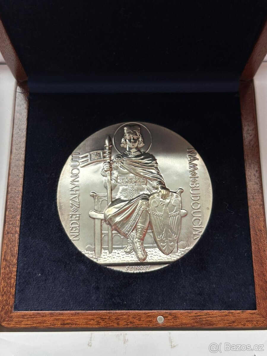 Stříbrná pamětní medaile – Dokončení chrámu sv. Víta v Praze