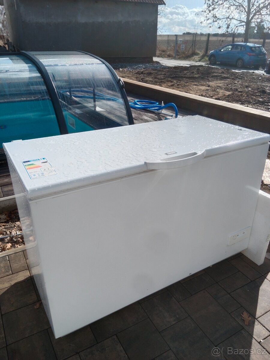 Pultovy mrazak Zanussi