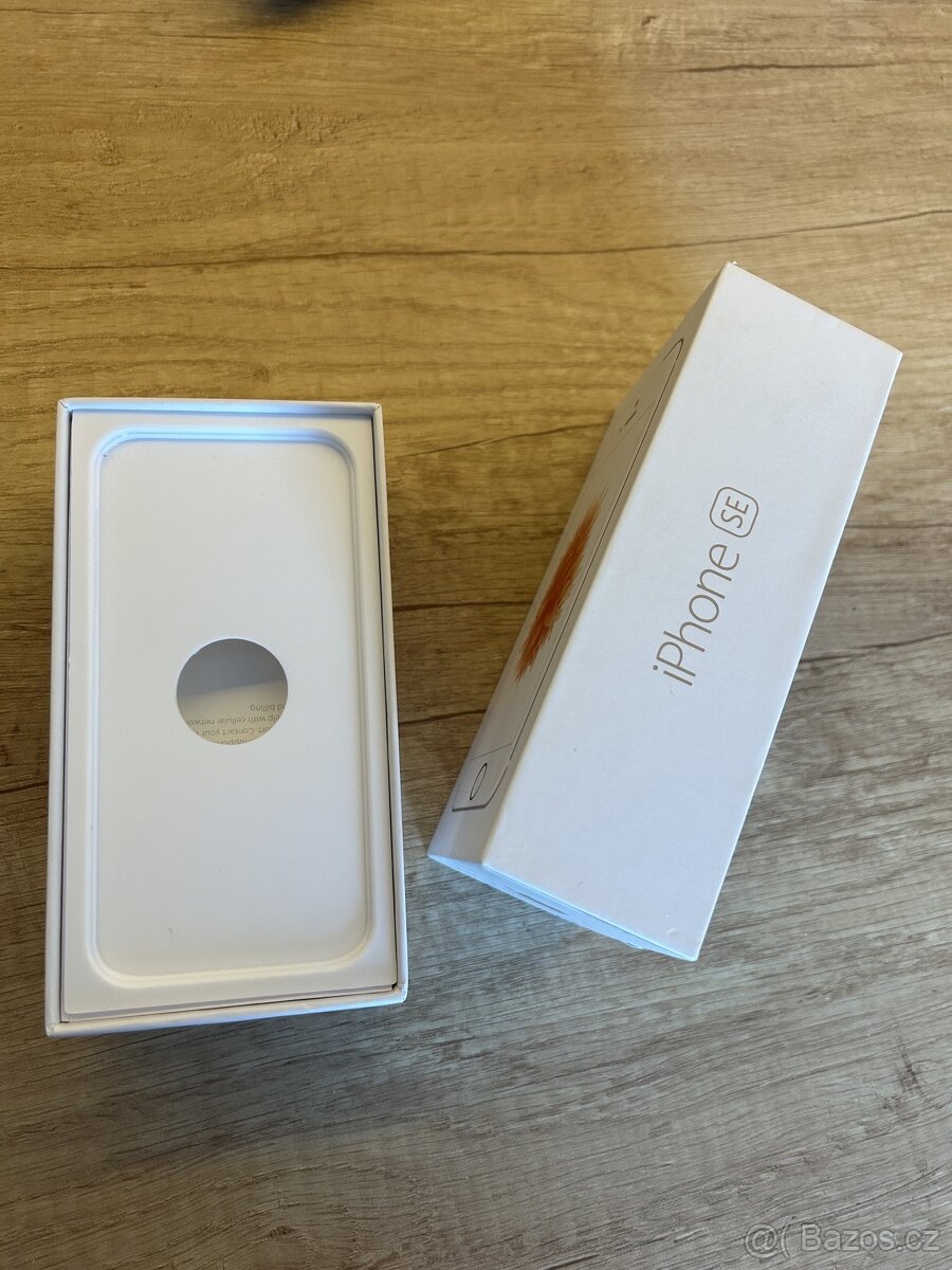 Krabička iPhone SE