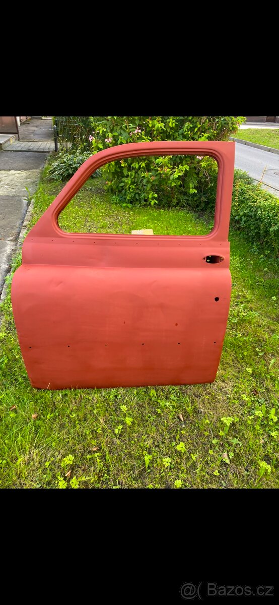 dveře auta Gaz 12 Zim nový