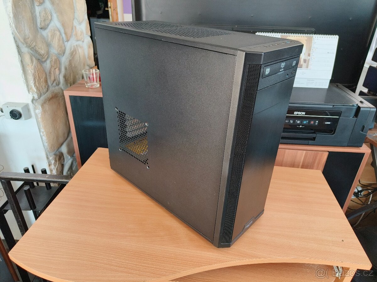 Stolní PC