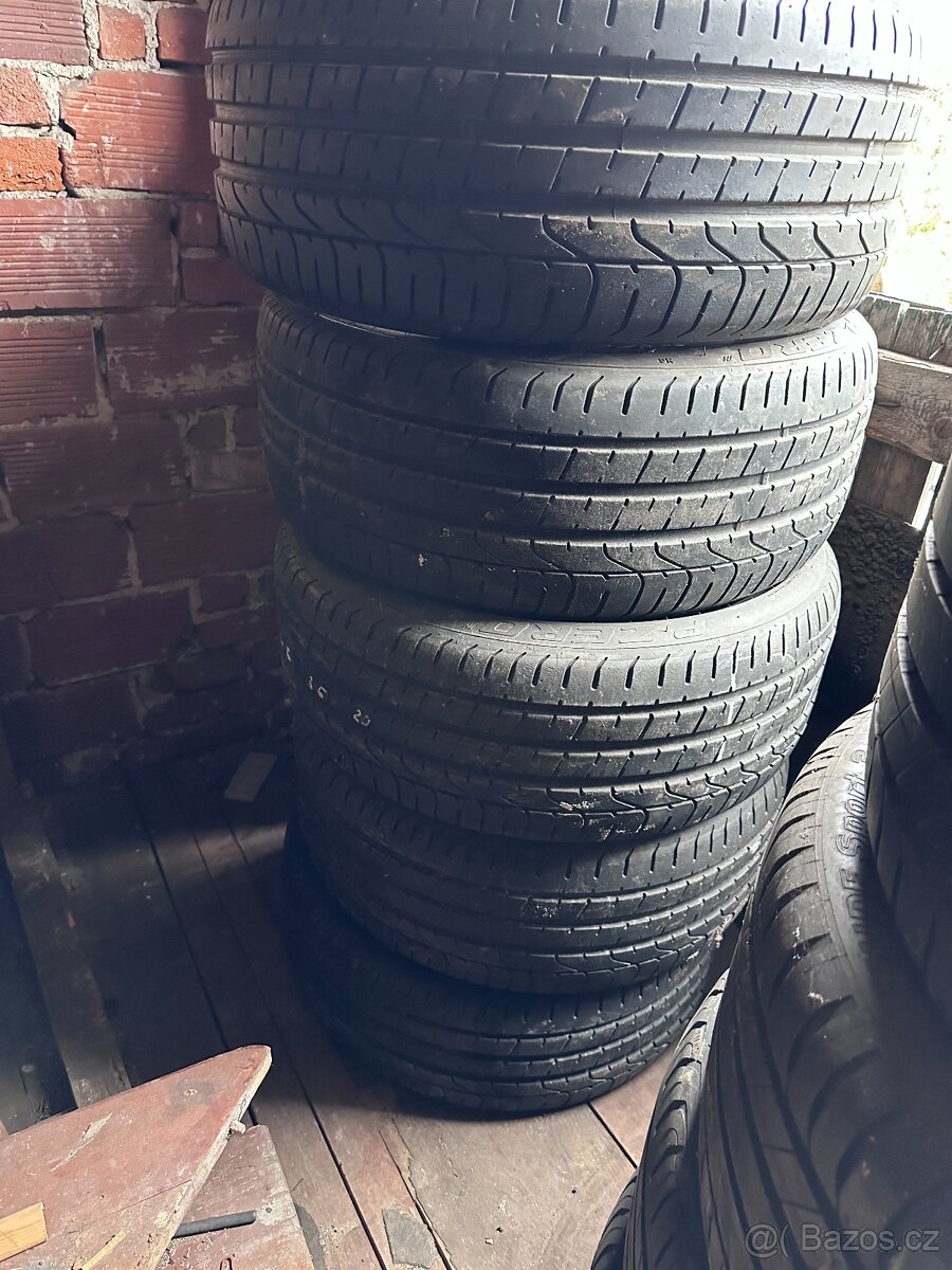Letní sada pneu 245/35 R20 - Pirelli Pzero
