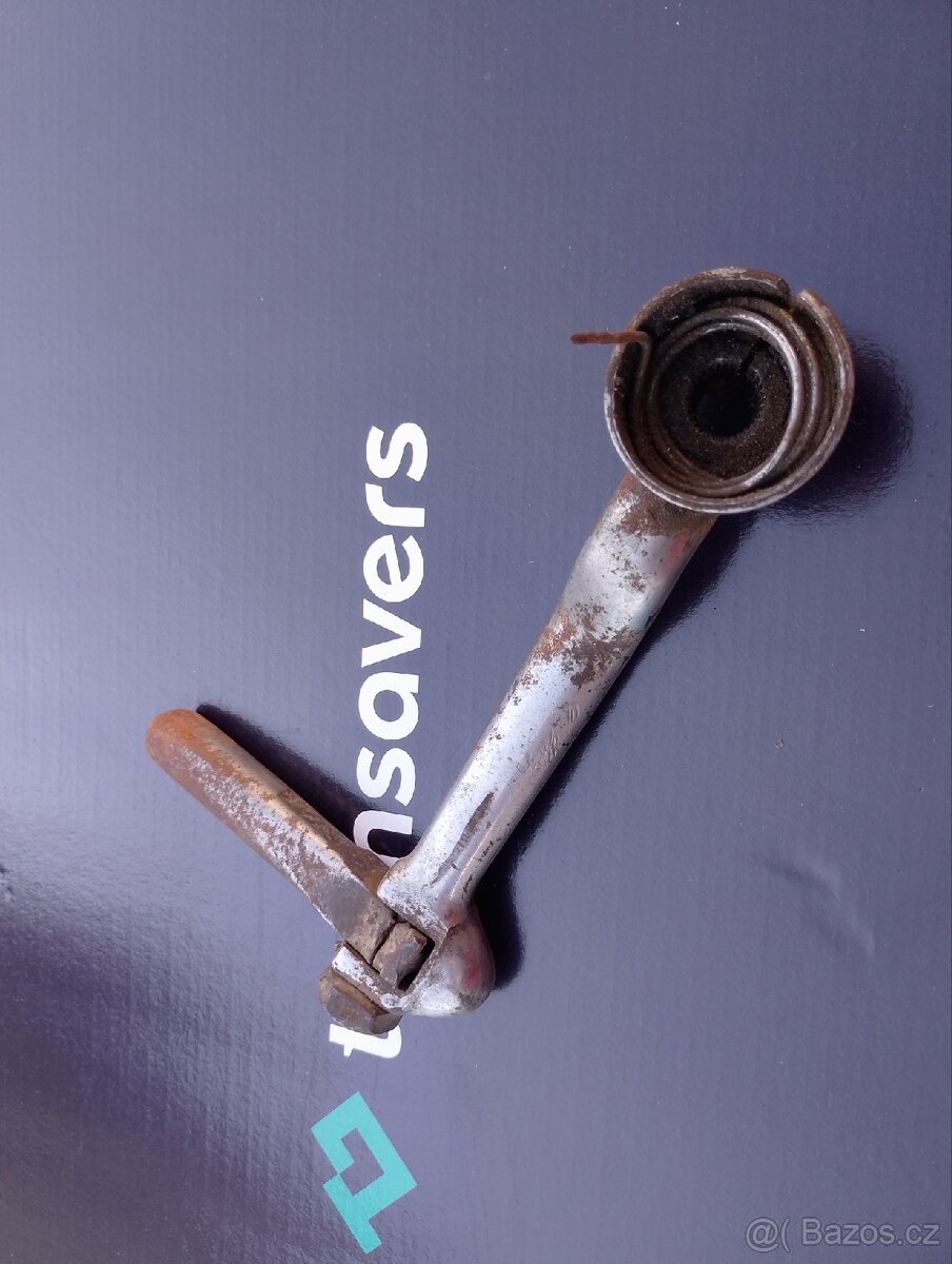 ČZ 125a startovací páka