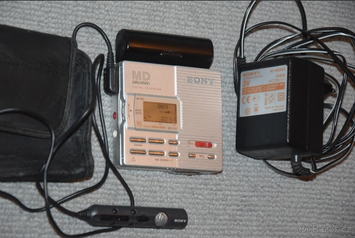 MINIDISC minidisk recorder SONY MZ-R90,DO,přísluš.,adapter