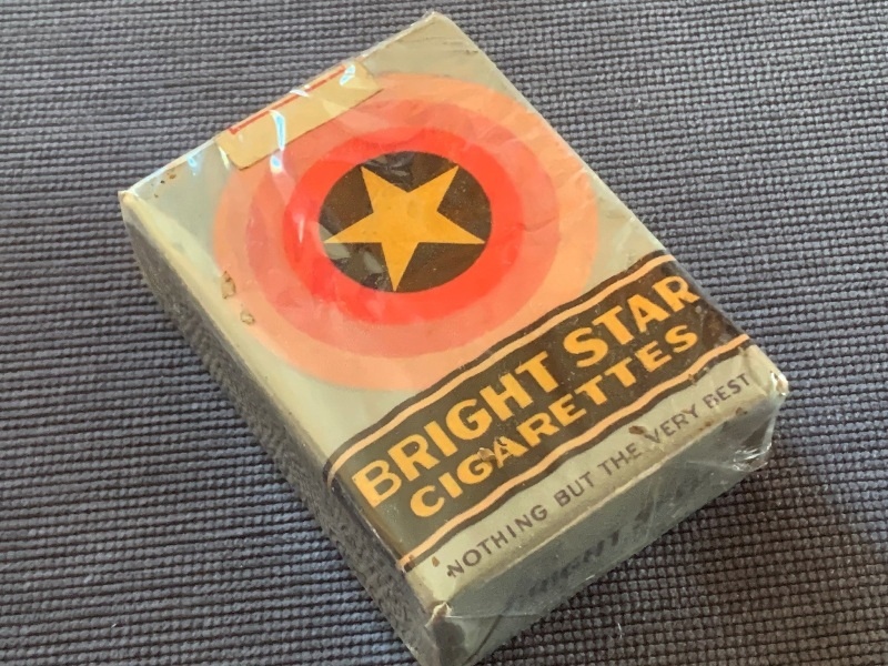 Staré balení cigaret USA (NEOTEVŘENÉ) 2