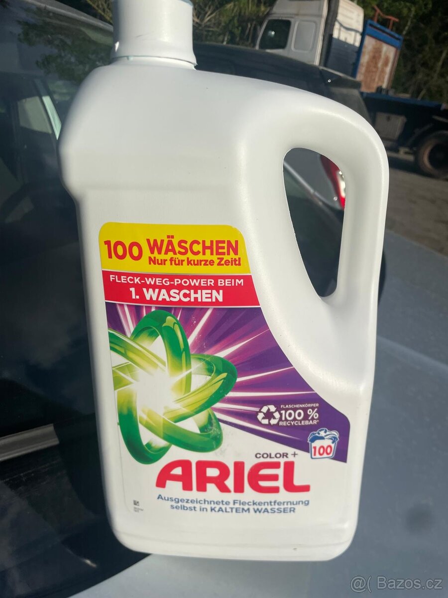 Tekutý prášek Ariel na praní 5000 ml
